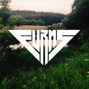 奥特之母坐钢筋
